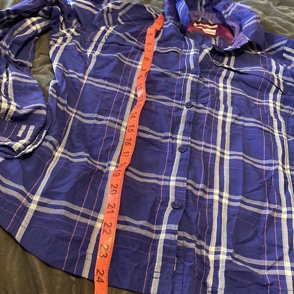 Women’s Columbia Plaid top - Picture 4 of 6
